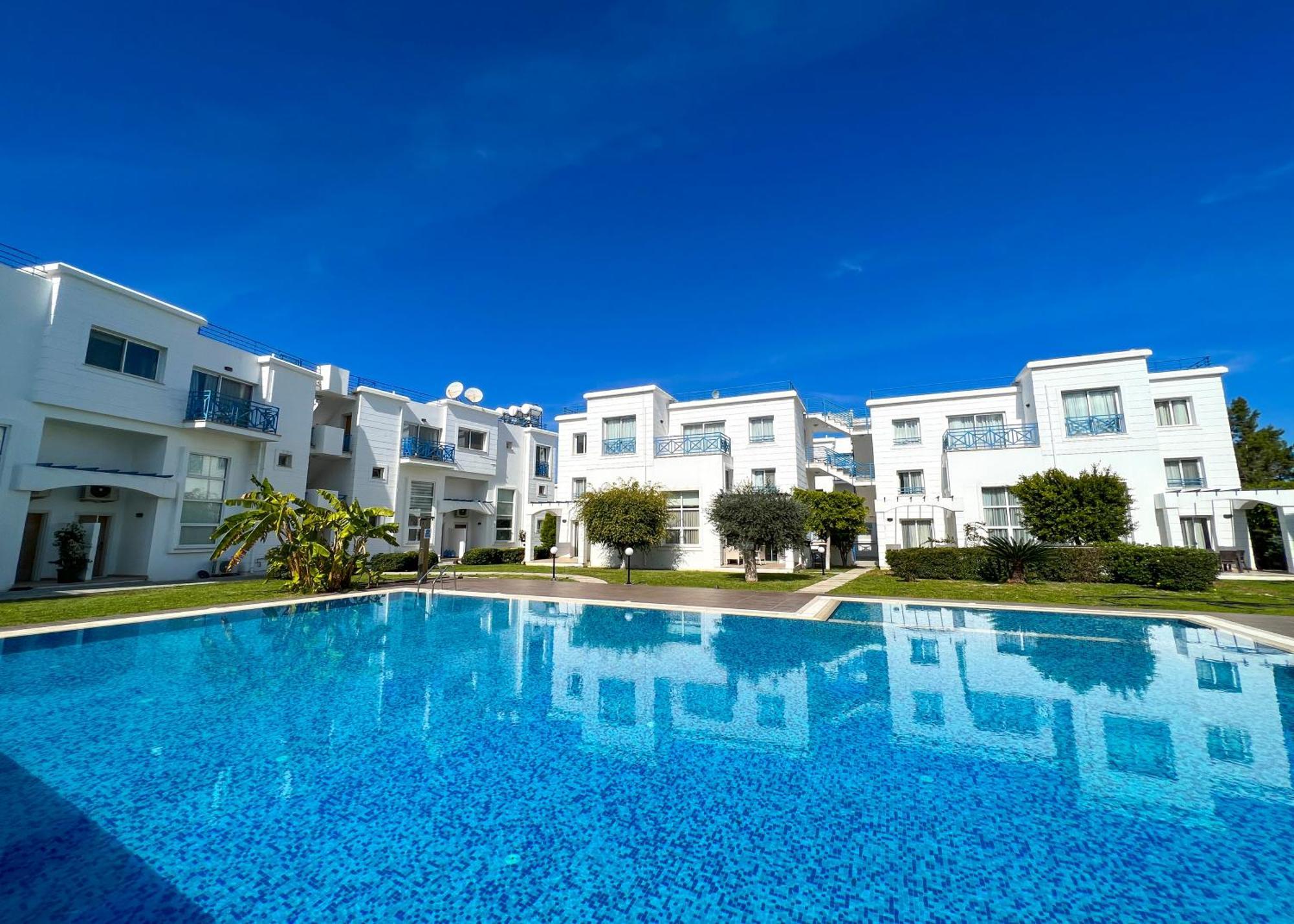 Garden Loft Apt With Pool In Alsancak Kyrenia Kyrenia  Exterior photo