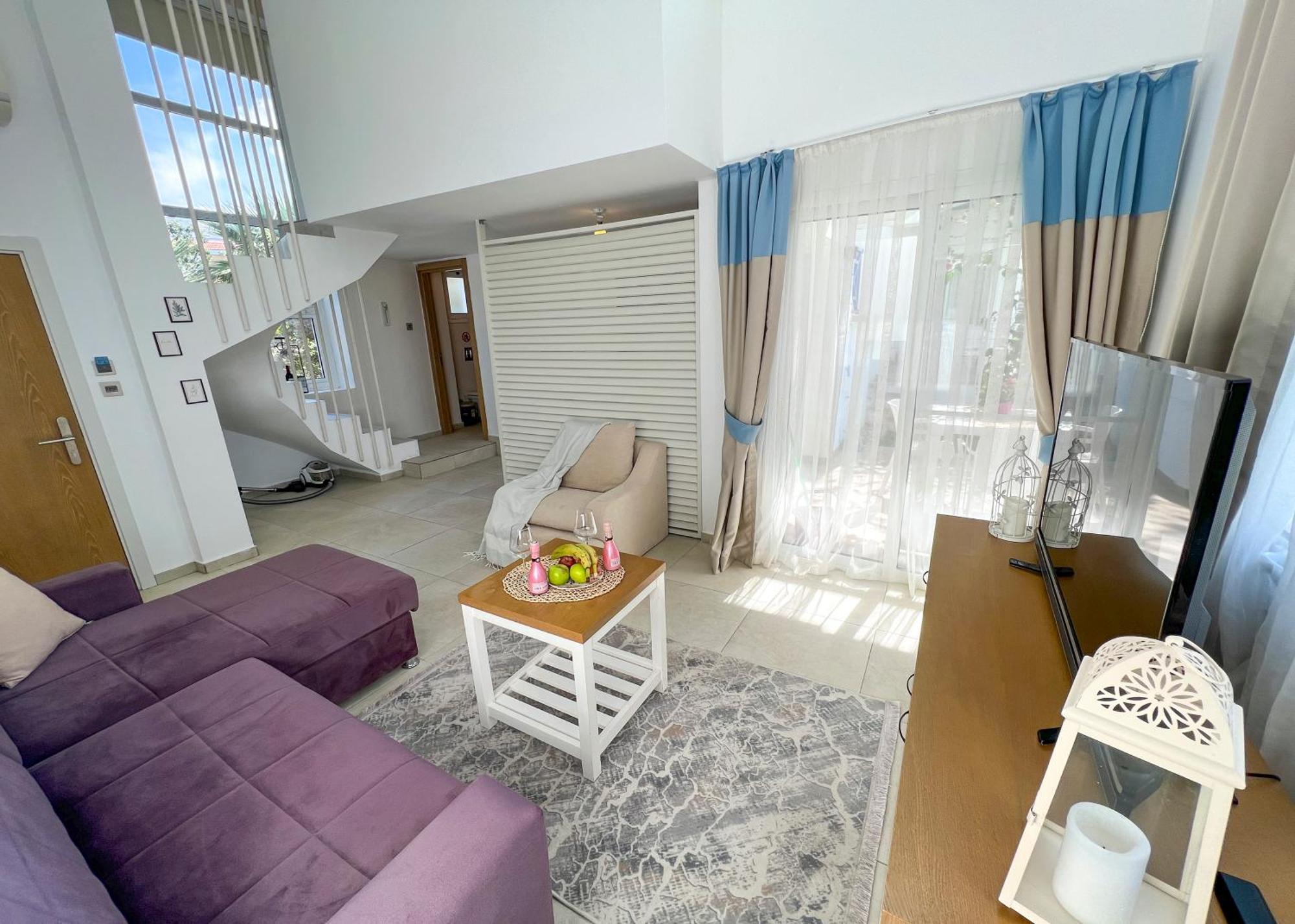 Garden Loft Apt With Pool In Alsancak Kyrenia Kyrenia  Exterior photo