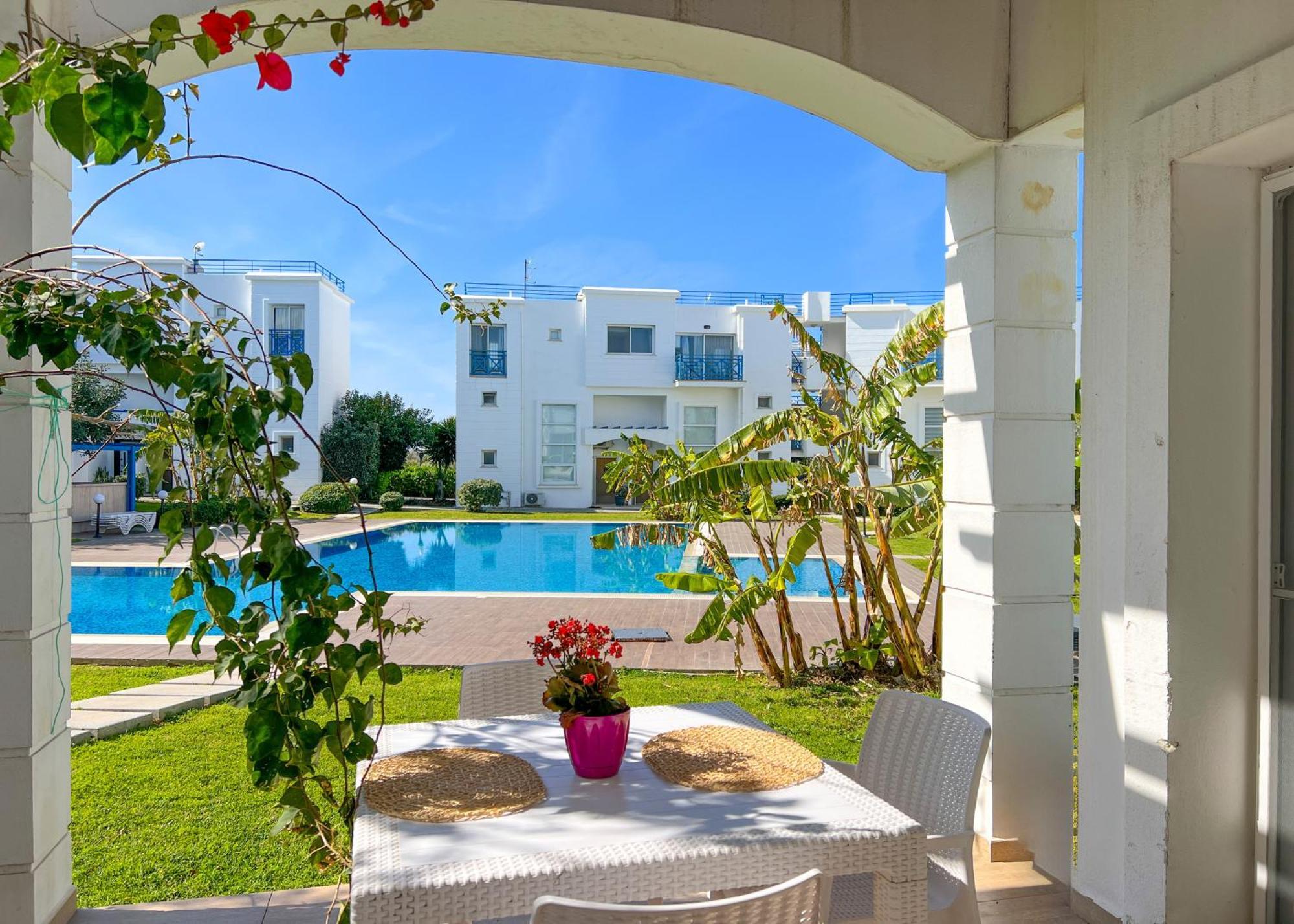 Garden Loft Apt With Pool In Alsancak Kyrenia Kyrenia  Exterior photo