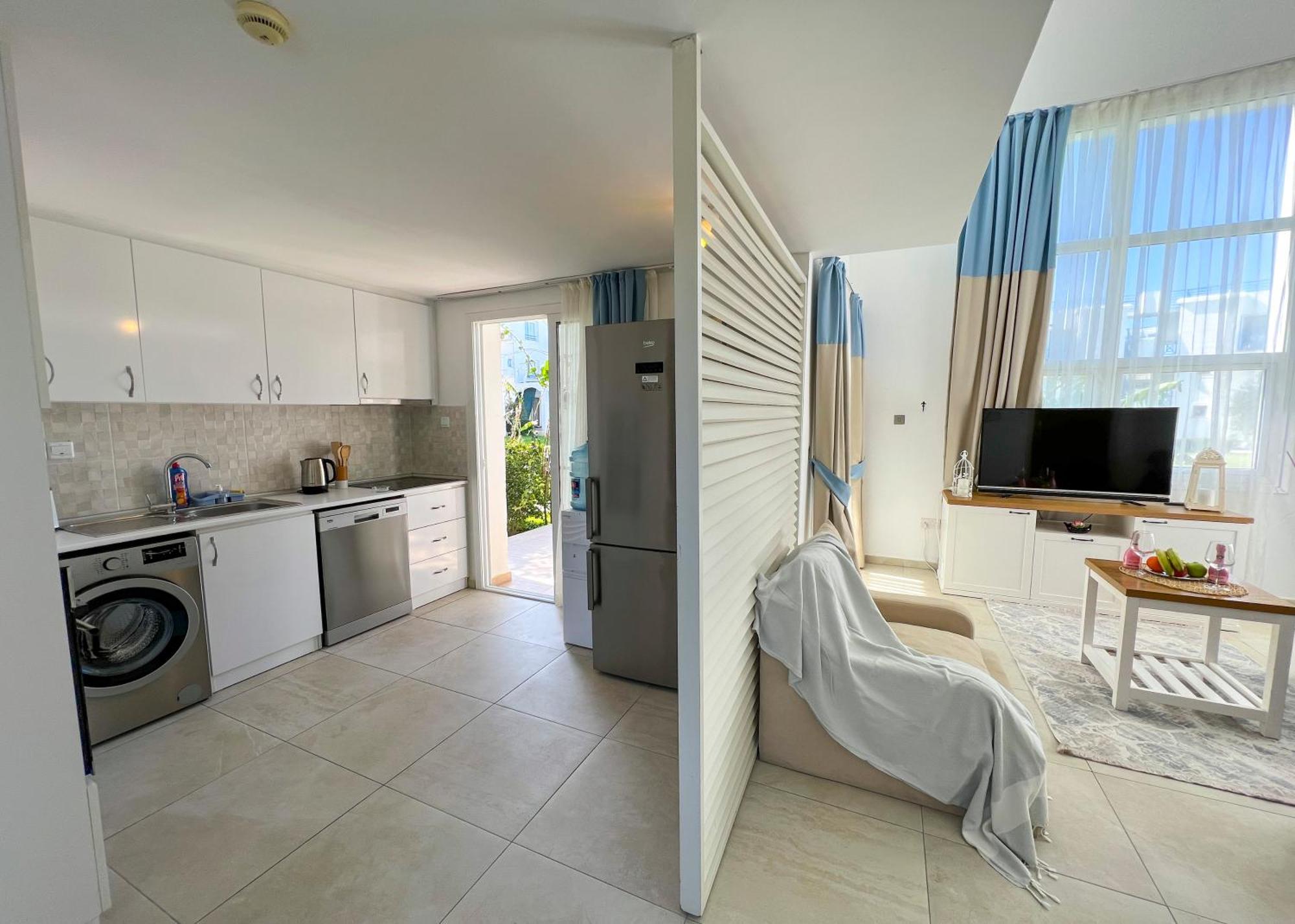 Garden Loft Apt With Pool In Alsancak Kyrenia Kyrenia  Exterior photo