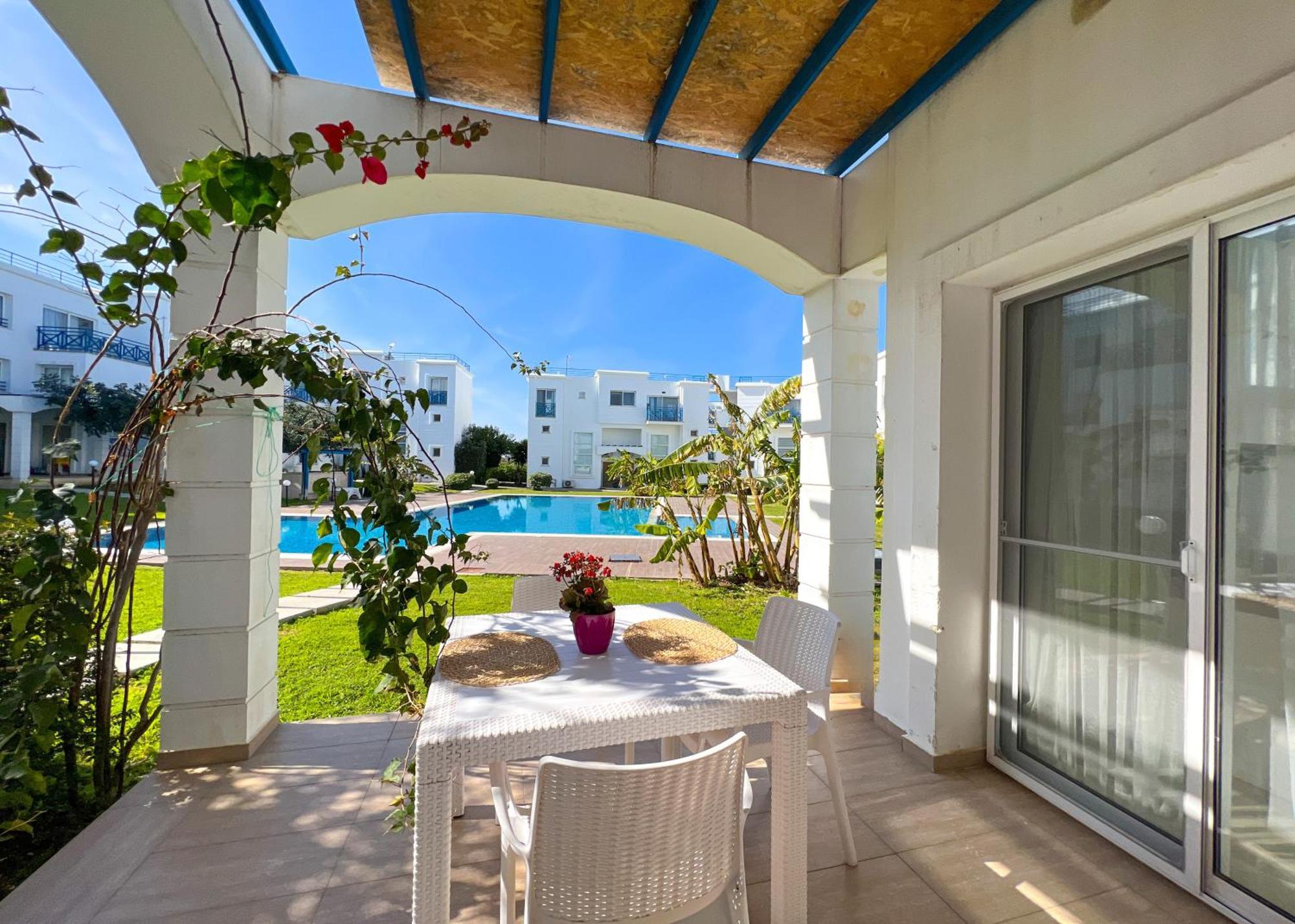 Garden Loft Apt With Pool In Alsancak Kyrenia Kyrenia  Exterior photo